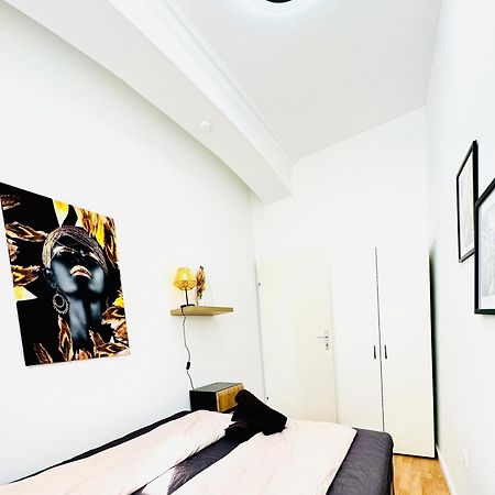 Comfy Rooms In A Shared Apt, 8Min To Rathausplatz Vienna Esterno foto