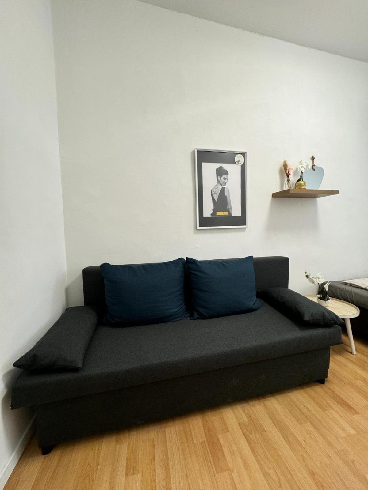 Comfy Rooms In A Shared Apt, 8Min To Rathausplatz Vienna Esterno foto
