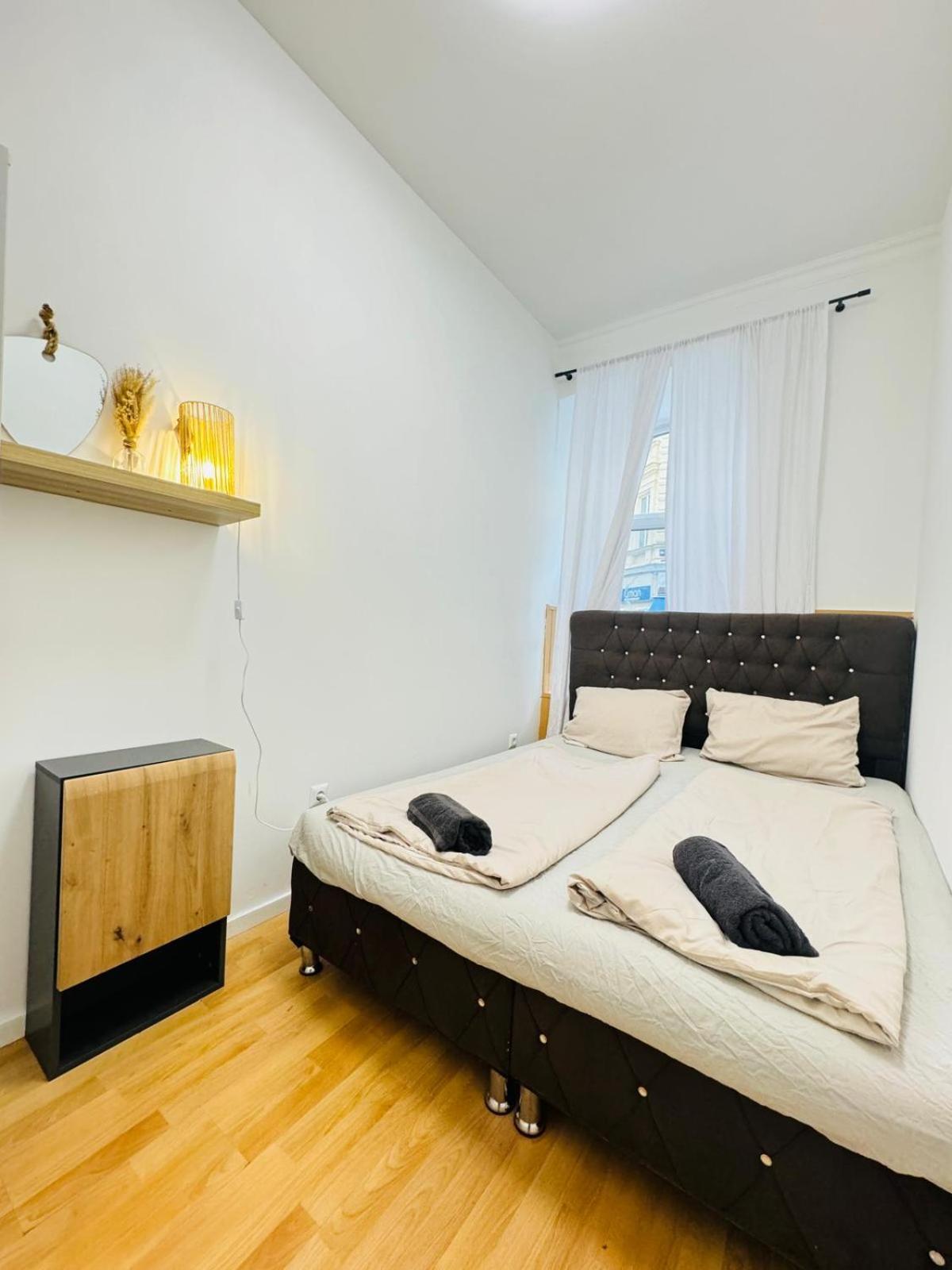 Comfy Rooms In A Shared Apt, 8Min To Rathausplatz Vienna Esterno foto