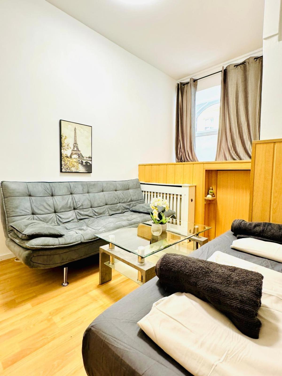 Comfy Rooms In A Shared Apt, 8Min To Rathausplatz Vienna Esterno foto