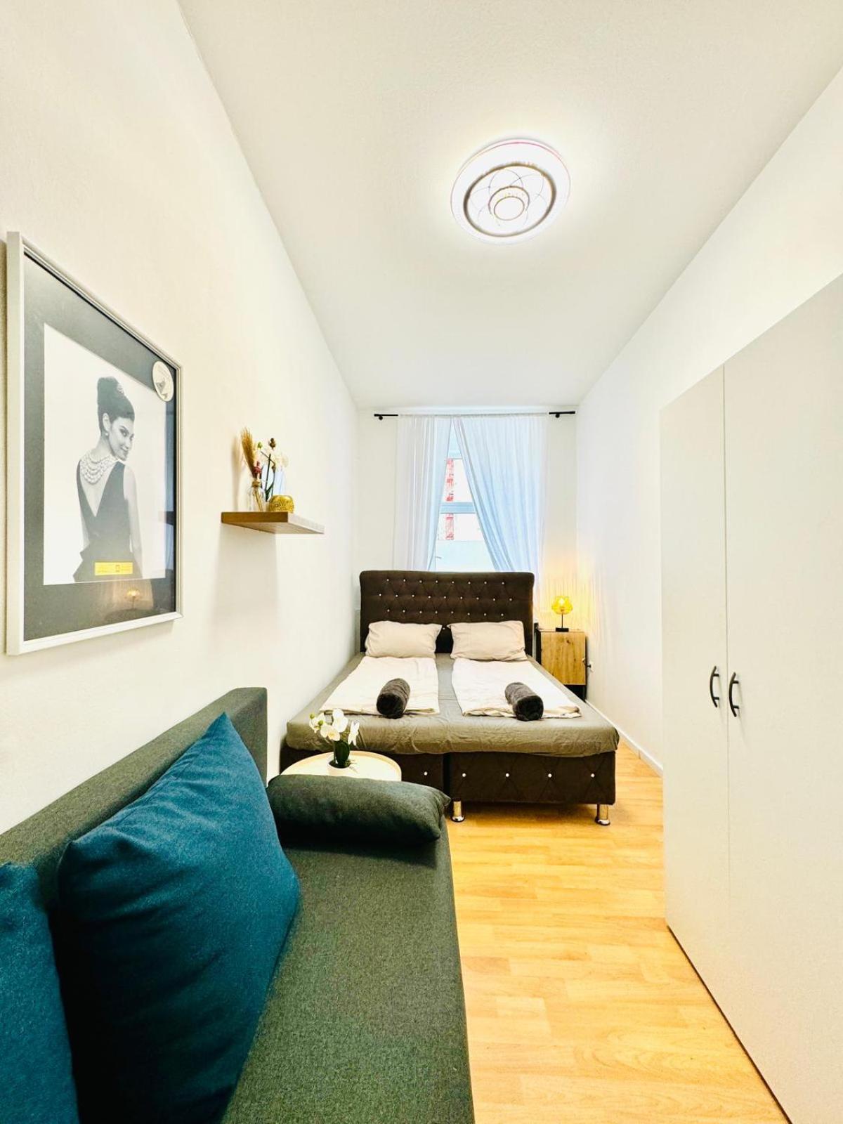 Comfy Rooms In A Shared Apt, 8Min To Rathausplatz Vienna Esterno foto