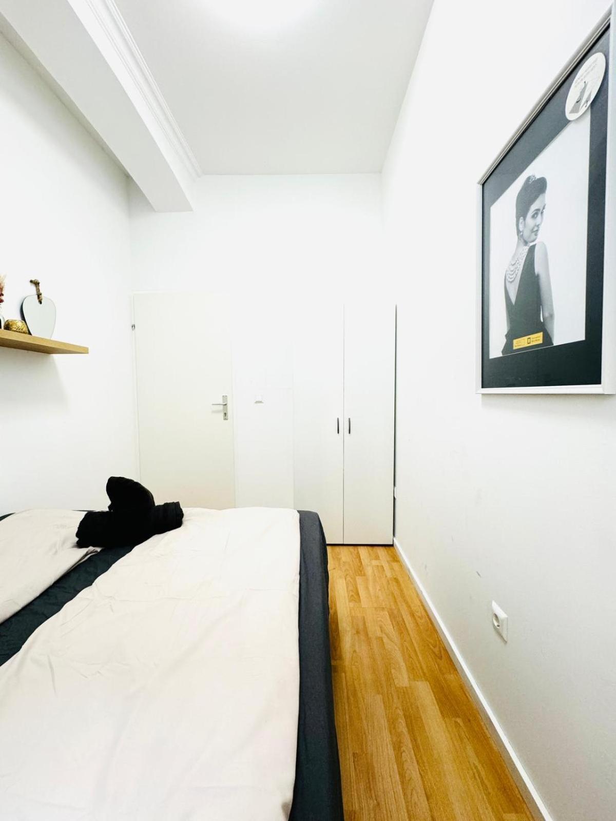 Comfy Rooms In A Shared Apt, 8Min To Rathausplatz Vienna Esterno foto