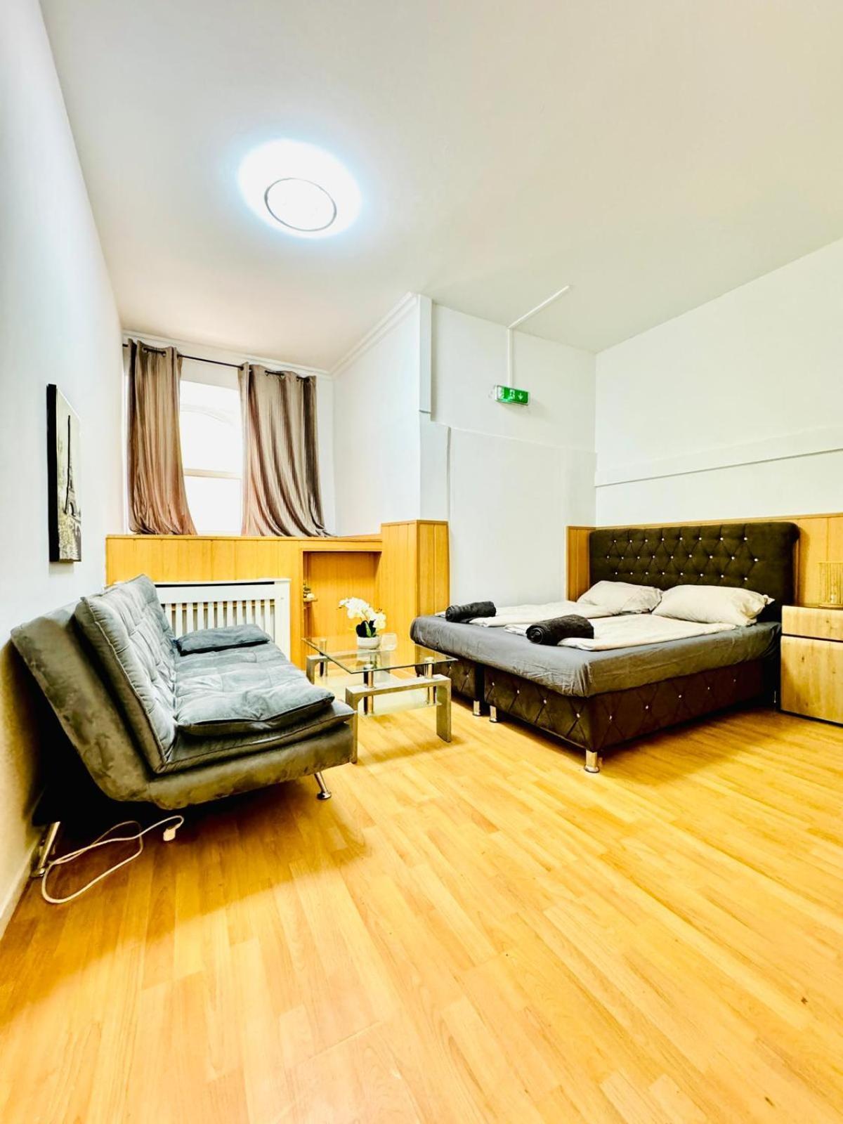 Comfy Rooms In A Shared Apt, 8Min To Rathausplatz Vienna Esterno foto