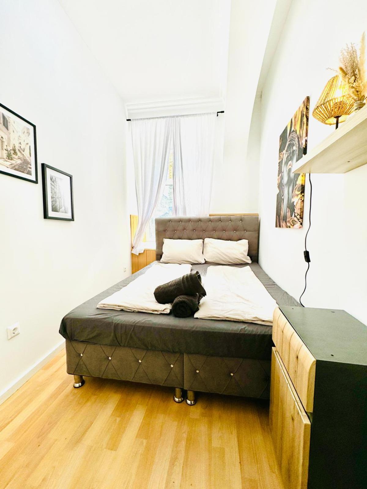 Comfy Rooms In A Shared Apt, 8Min To Rathausplatz Vienna Esterno foto