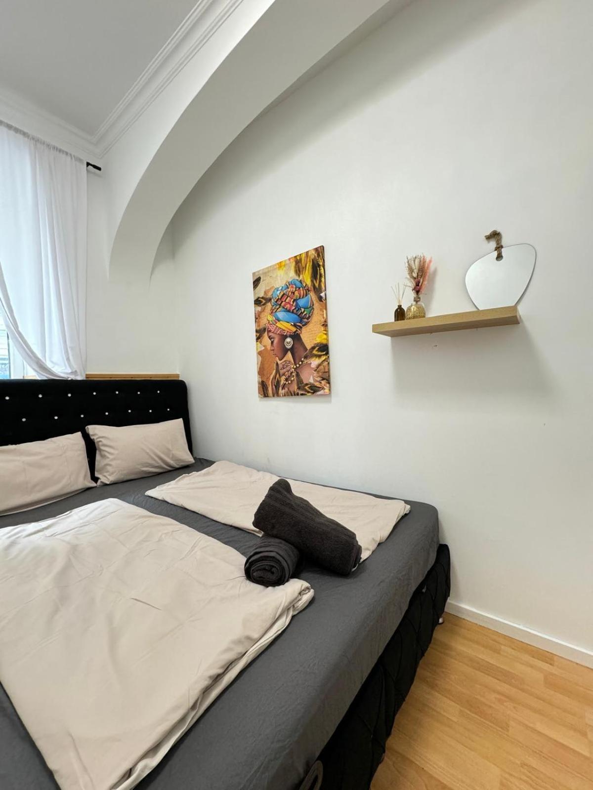 Comfy Rooms In A Shared Apt, 8Min To Rathausplatz Vienna Esterno foto