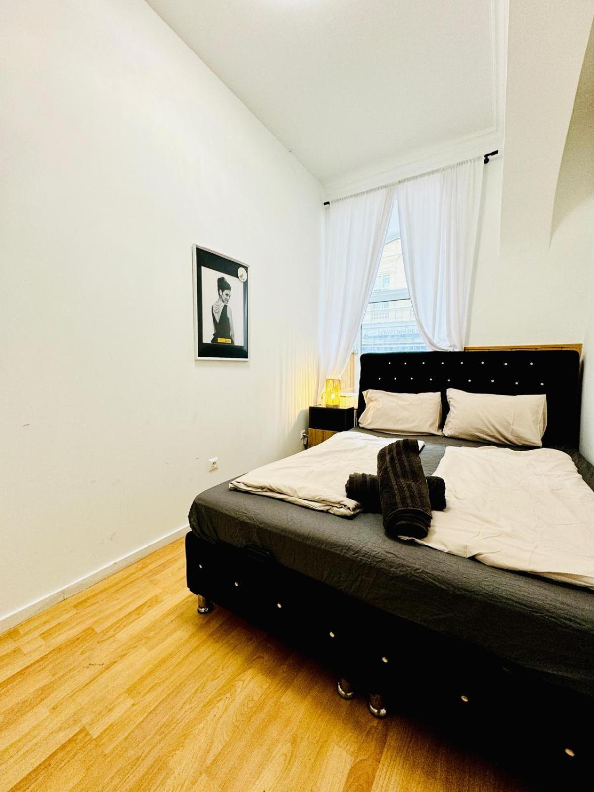 Comfy Rooms In A Shared Apt, 8Min To Rathausplatz Vienna Esterno foto