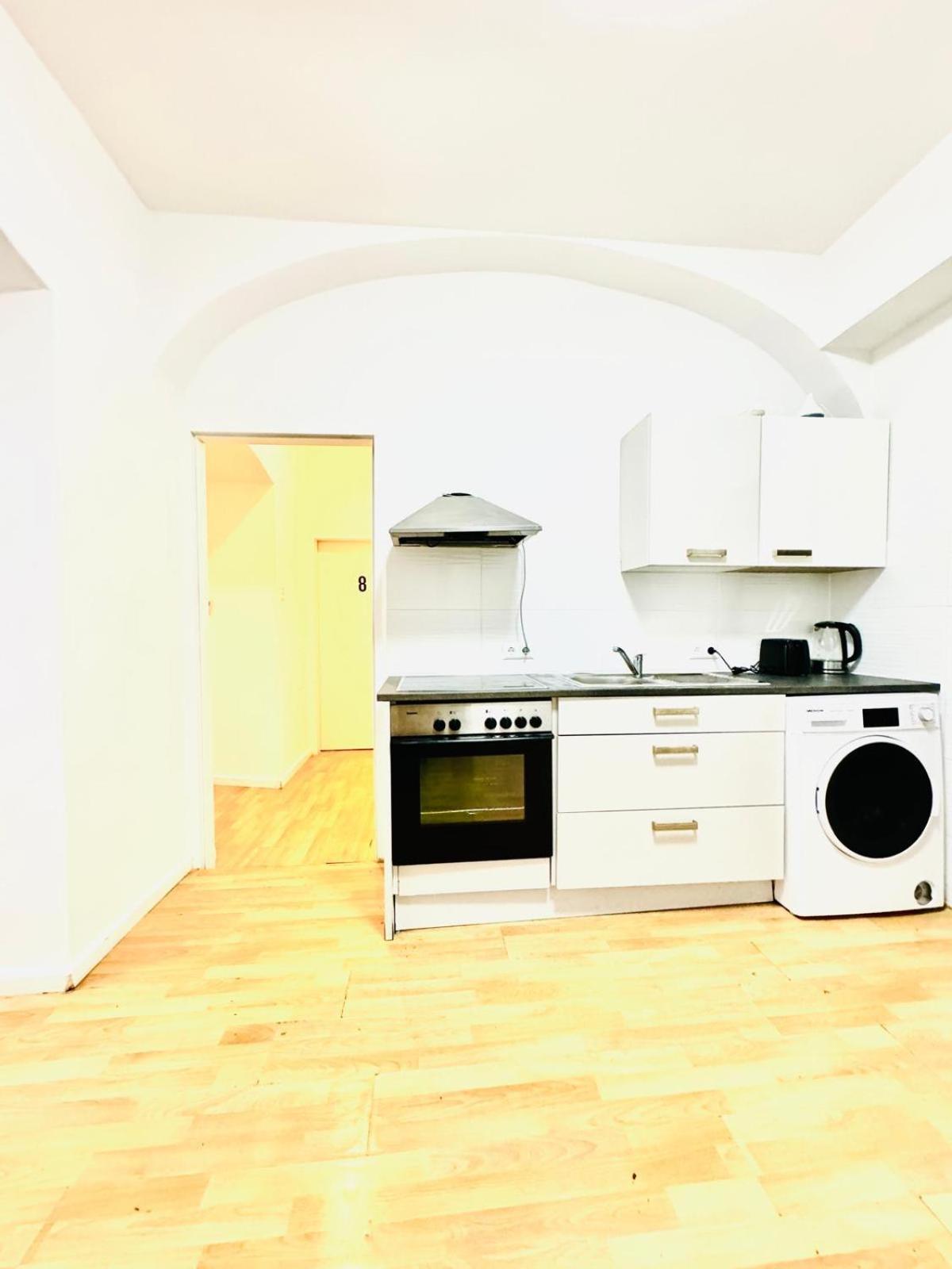 Comfy Rooms In A Shared Apt, 8Min To Rathausplatz Vienna Esterno foto