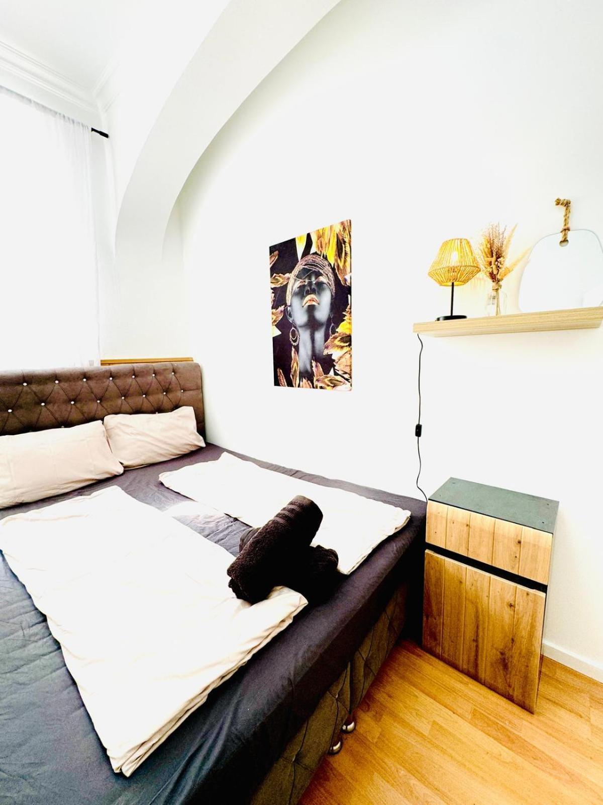 Comfy Rooms In A Shared Apt, 8Min To Rathausplatz Vienna Esterno foto